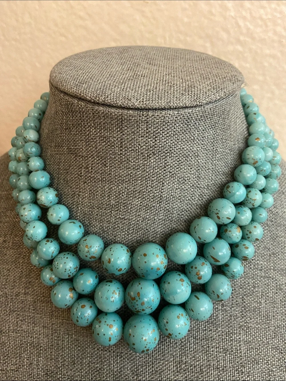 Vintage 50s JAPAN 3 Strand Aqua Blue Speckled GLASS Beads Necklace